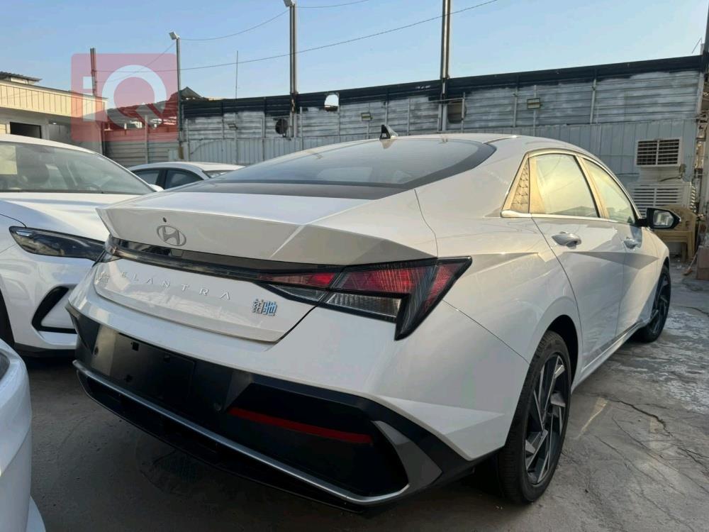 هيونداي النترا